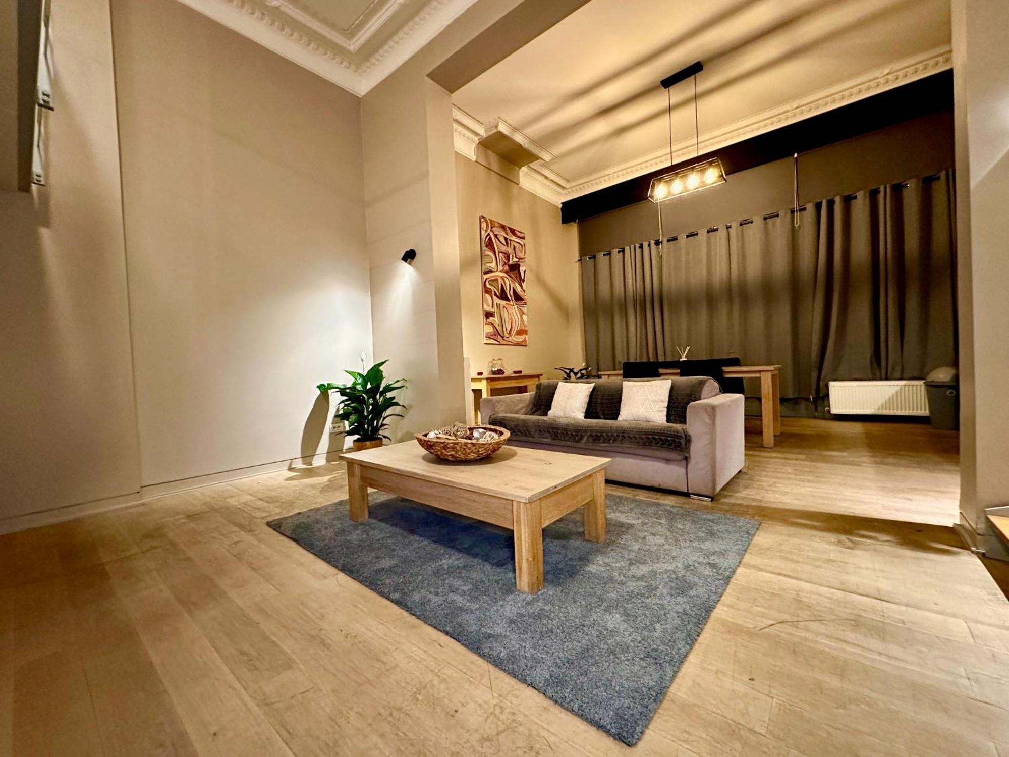 Luxury Suites Castel By Rikas Hotels アントウェルペン エクステリア 写真
