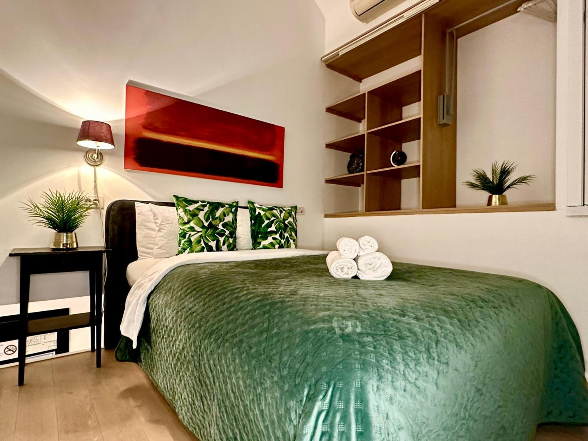 Luxury Suites Castel By Rikas Hotels アントウェルペン エクステリア 写真